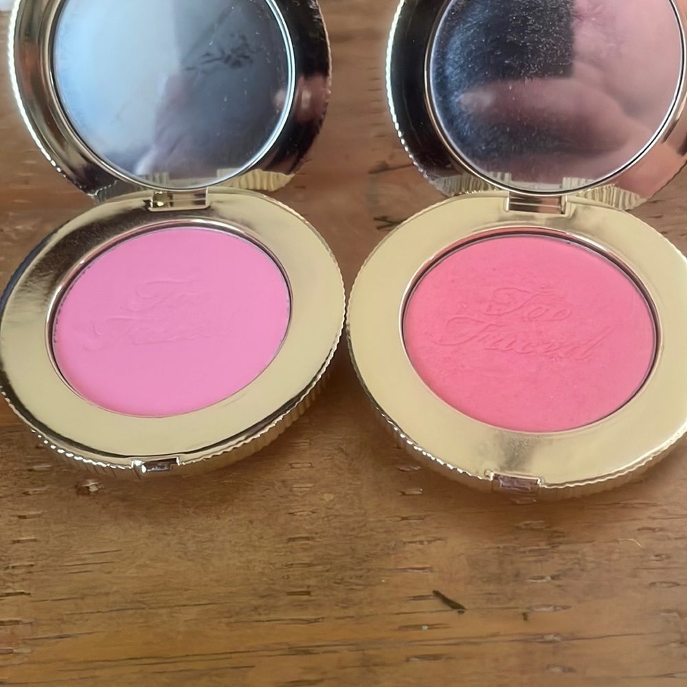 Too Faced Cloud Crush blush